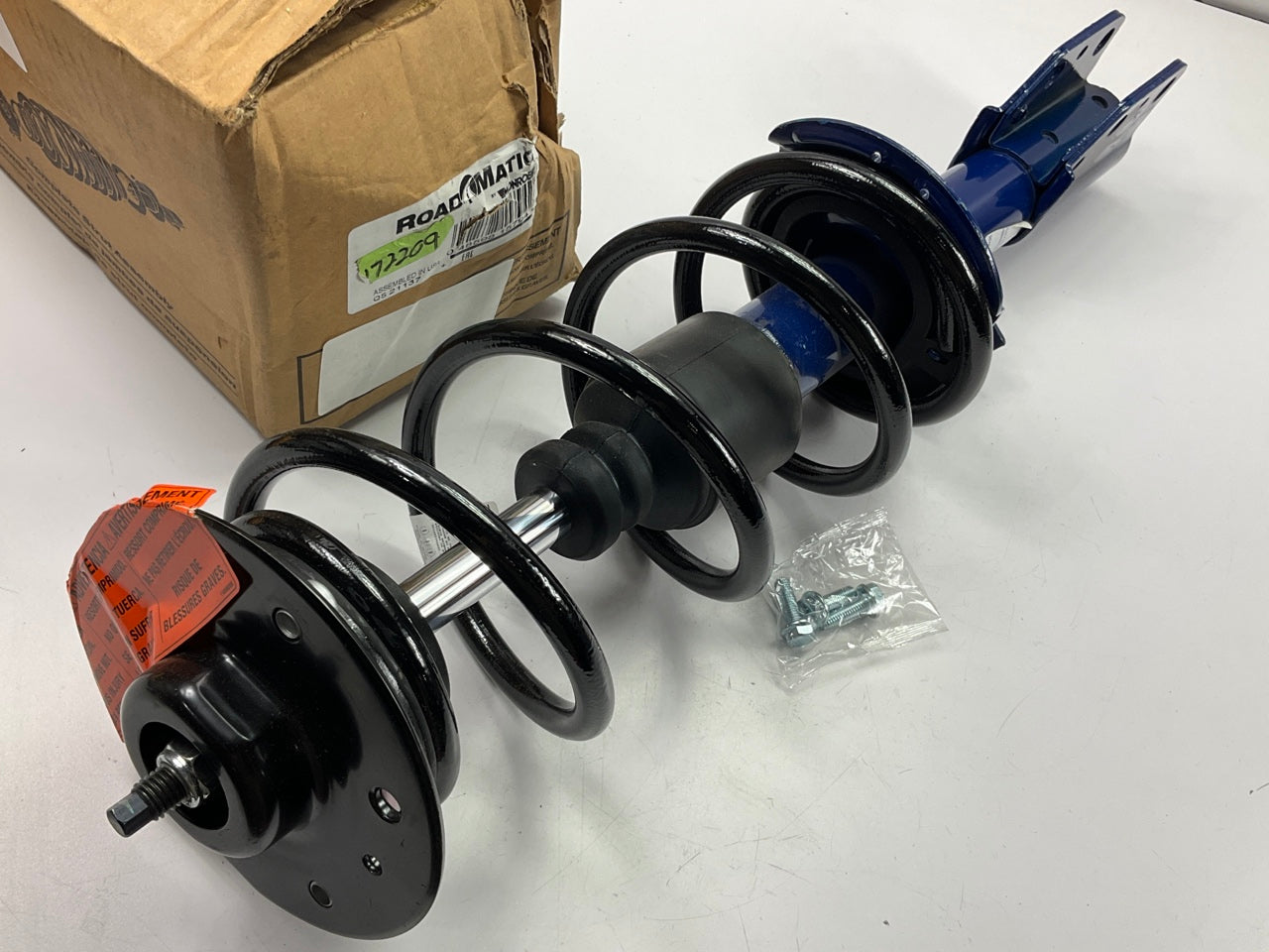 Monroe 182209 Front Right Strut & Coil Spring - 2005-2006 Chevy Equinox