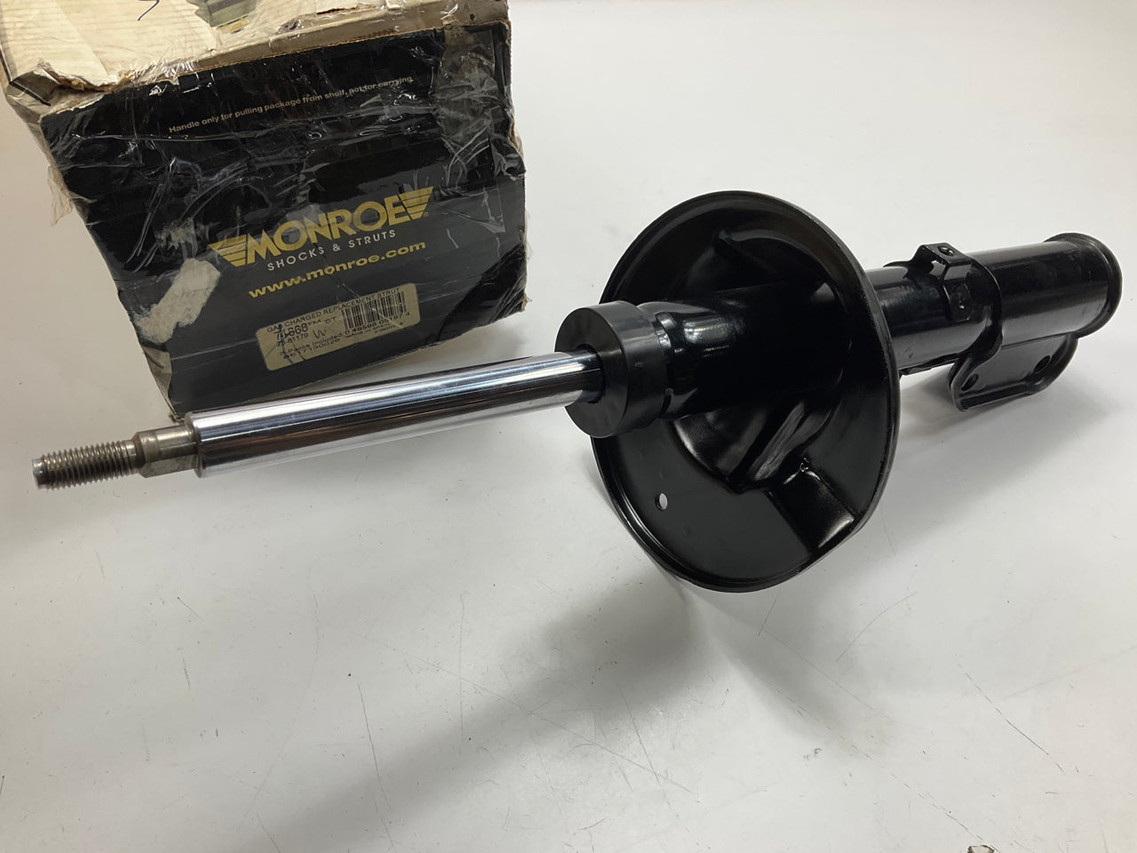 Monroe 71868 OESpectrum Suspension Strut, Front