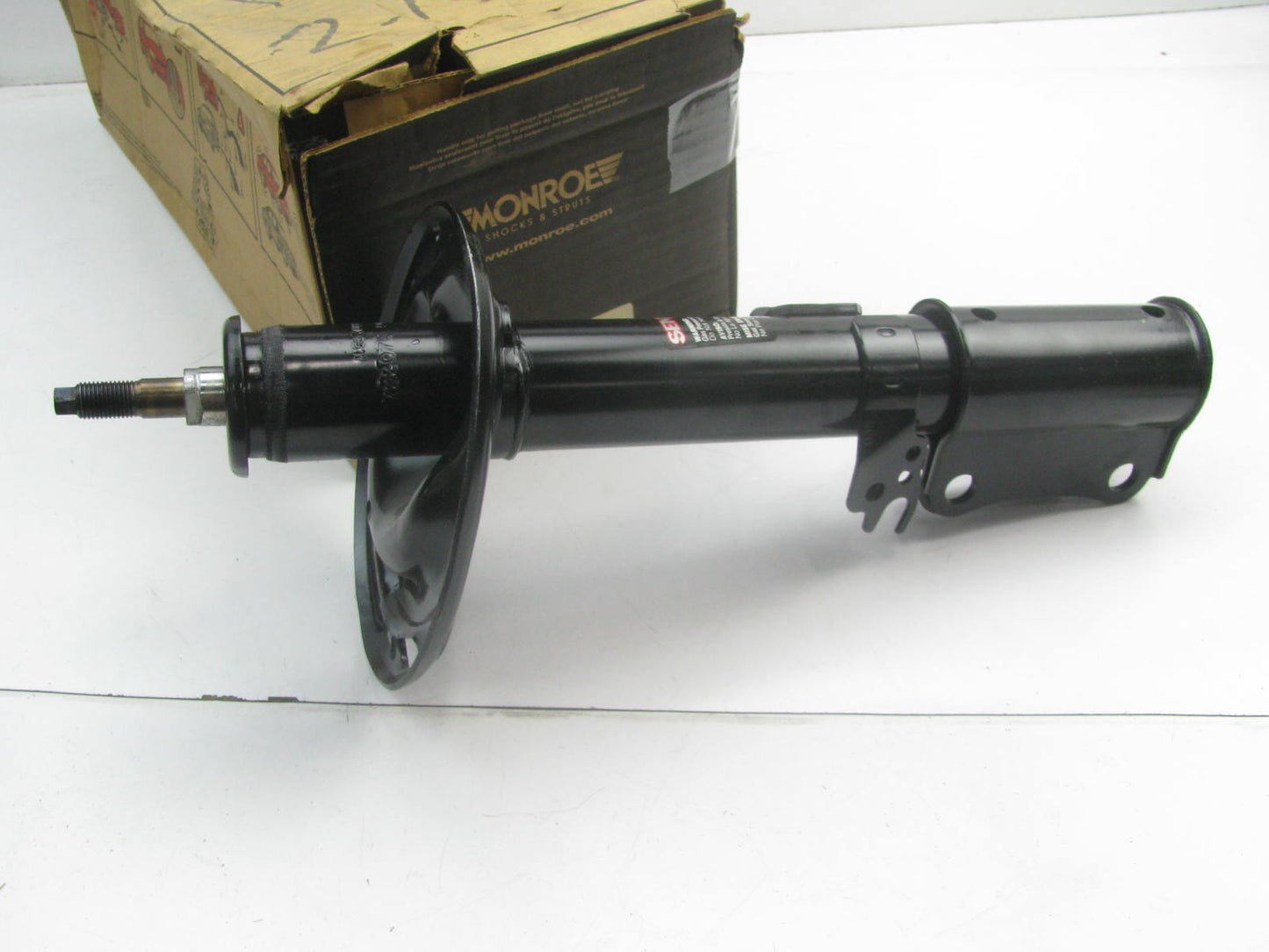 Monroe 72207 Suspension Strut Assembly - Rear Right, STRUT ONLY W/O HARDWARE