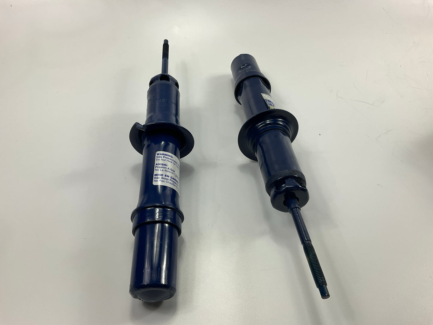 (2) Monroe 801565 Front Suspension Strut For 1999-06 Cirrus, Sebring, Stratus