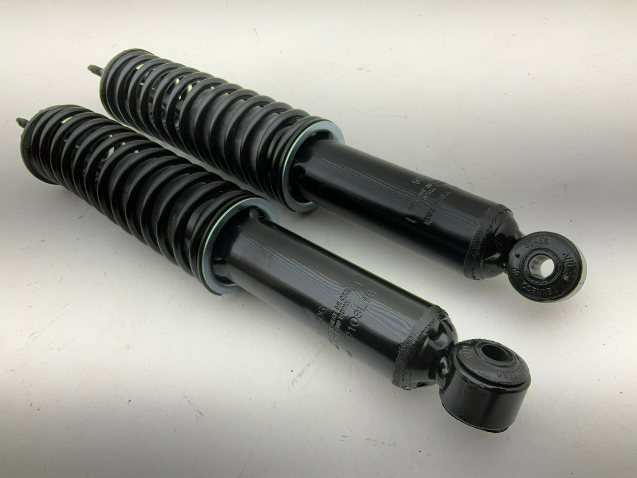 MISSING ONE BUSHING - Monroe 90006MM Air Spring To Coil Spring Conversion Kit