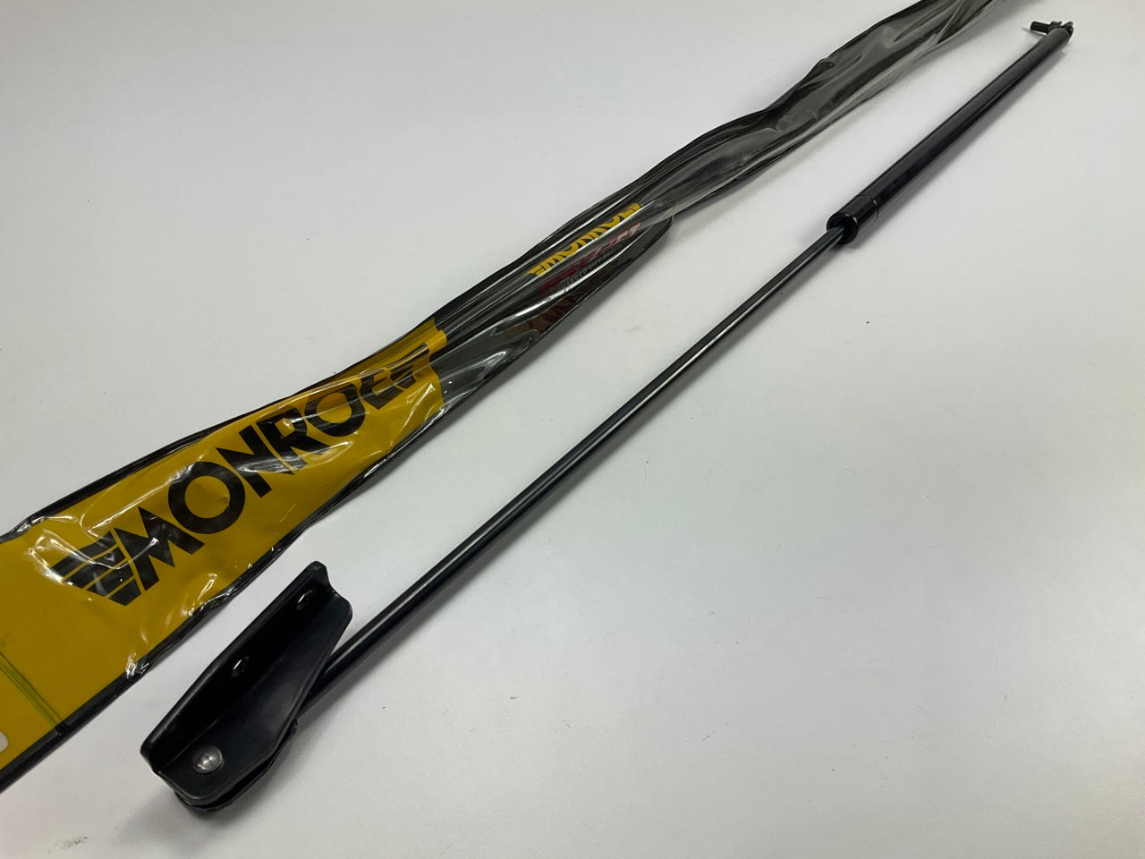 Monroe 901355 Hatch Lift Support Shock Strut