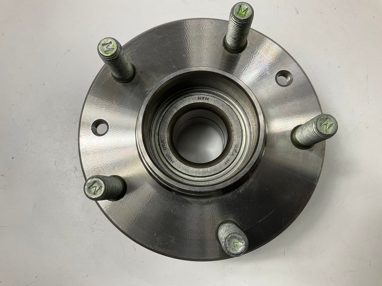 Moog 512186 Rear Wheel Bearing And Hub Assembly For 1998-2002 Mazda 626