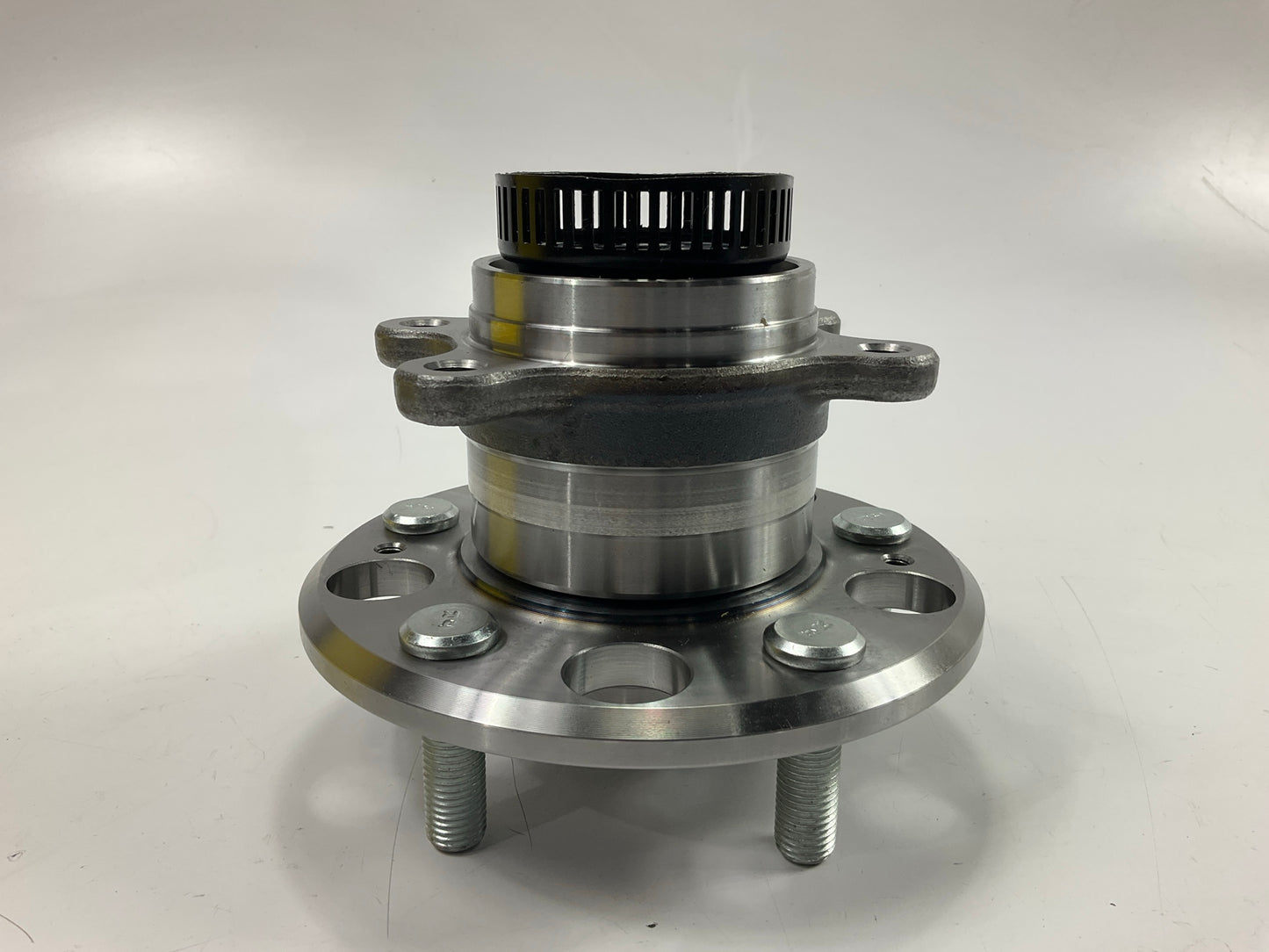 Moog 512340 Rear Wheel Bearing & Hub Assembly For 2007-2012 Hyundai Elantra