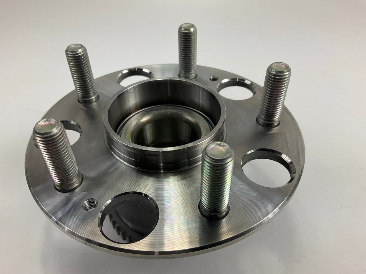 Moog 512343 Rear Wheel Bearing & Hub Assembly For 2002-2004 Acura RL