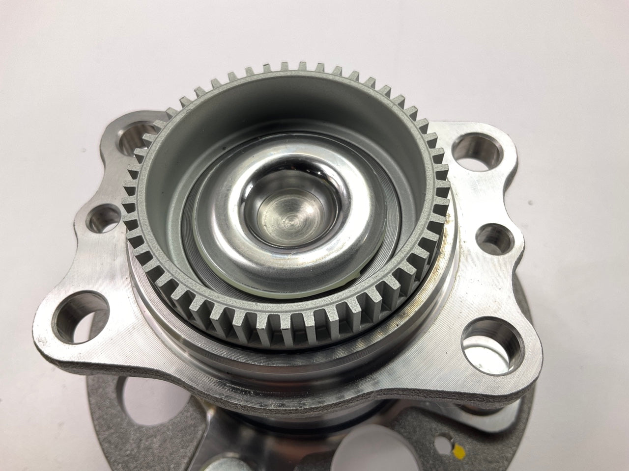 Moog 512483 Wheel Bearing And Hub Assembly - Rear