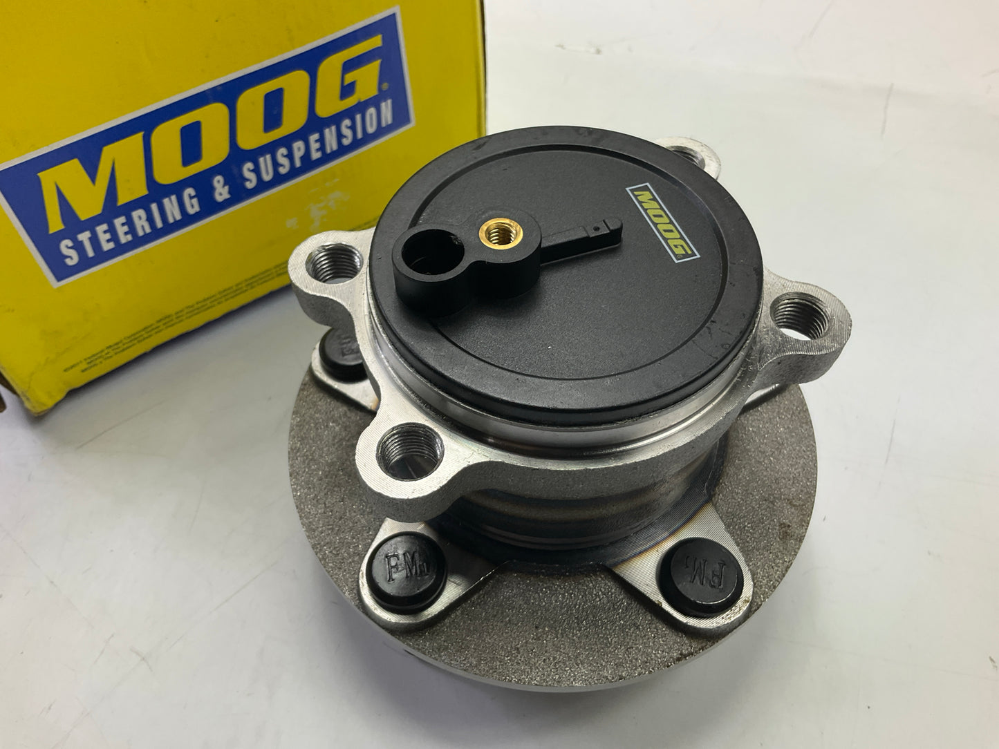 Moog 512519 Wheel Bearing And Hub Assembly, Rear