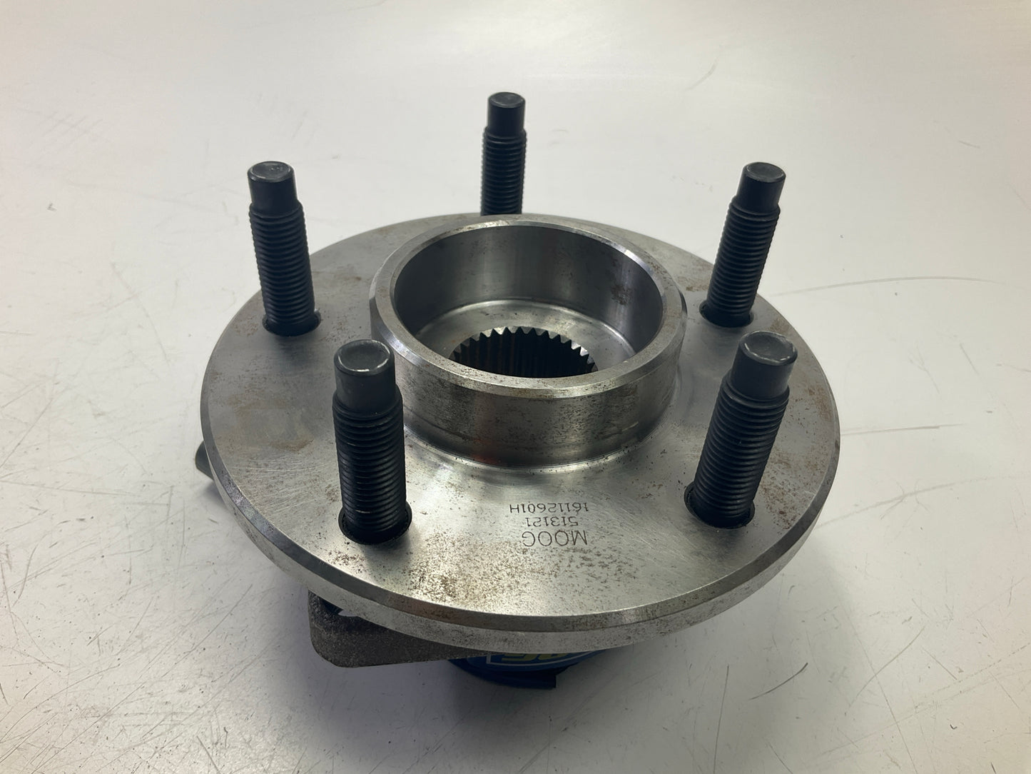 Moog 513121 Wheel Bearing And Hub Assembly