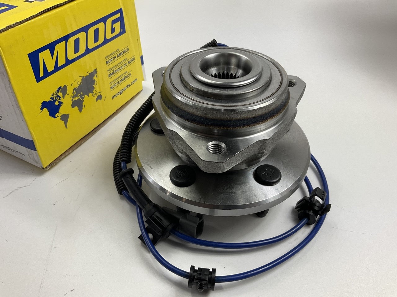Moog 513176 Front Left Wheel Bearing And Hub For 2002-2007 Jeep Liberty