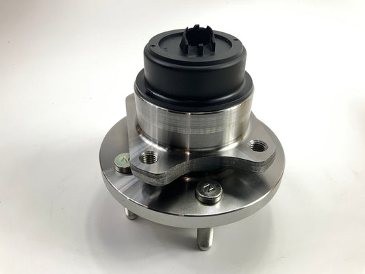(2) Moog 513196 Front Wheel Bearing And Hub