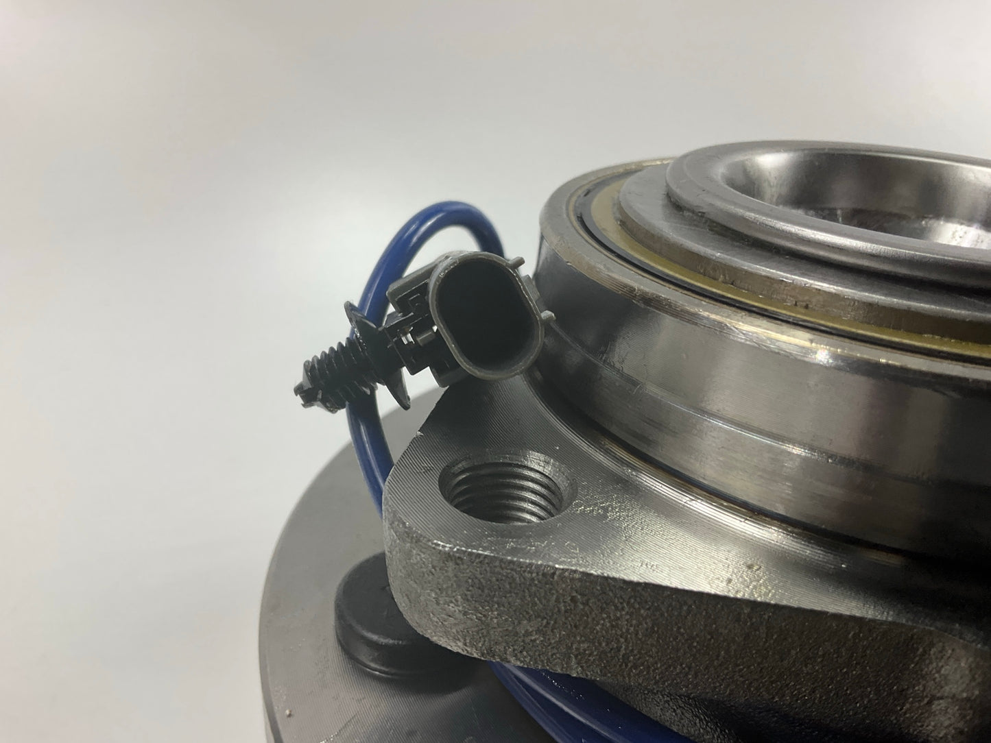 (2) Moog 513207 Front Wheel Bearing And Hub Assembly For 2004-2005 Dodge Durango