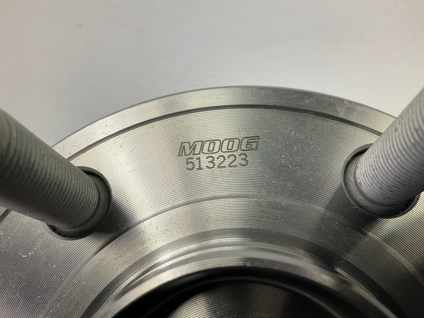 Moog 513223 Front Wheel Bearing And Hub Assembly