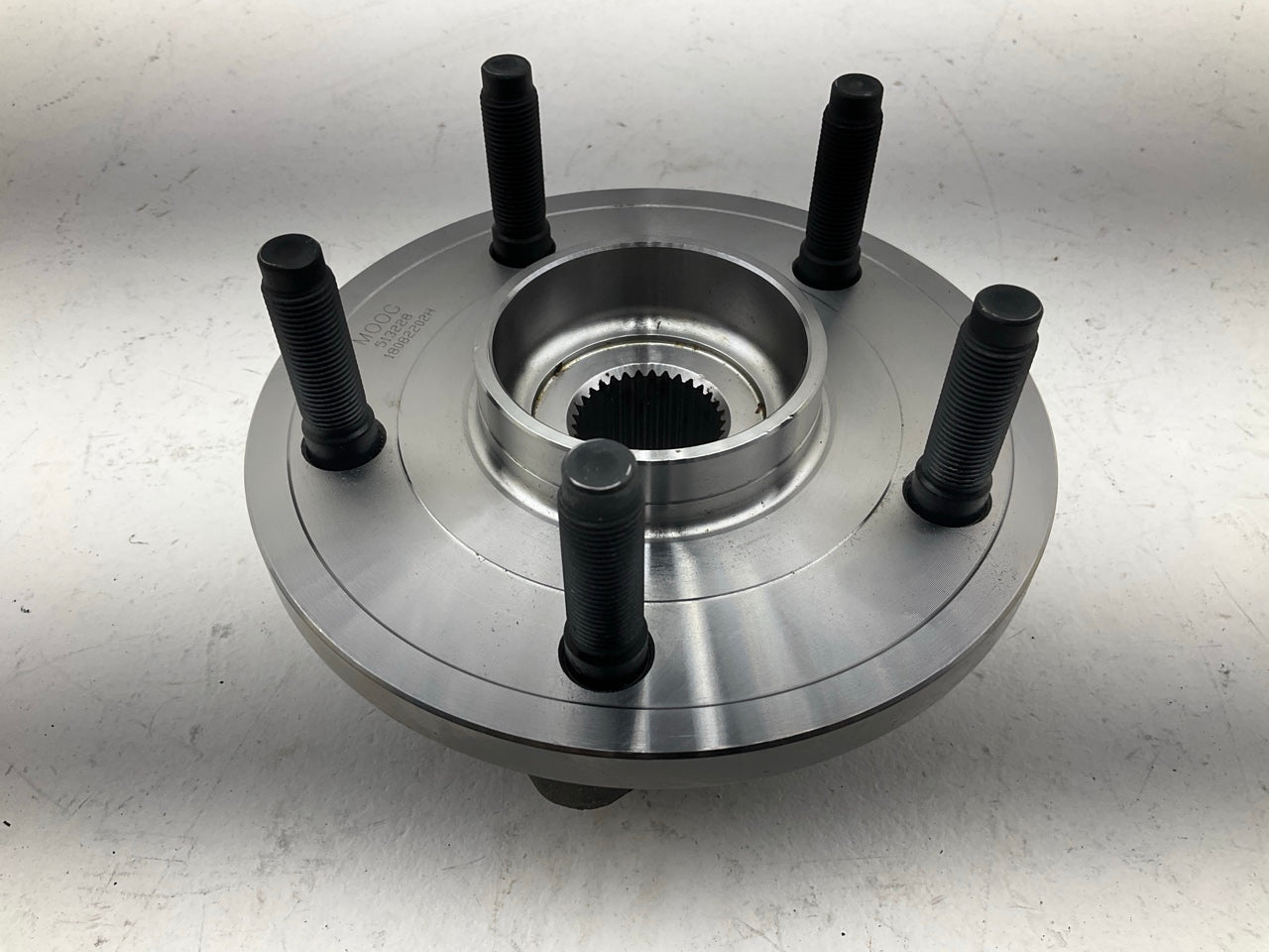 Moog 513228 Front Wheel Bearing And Hub 2005-2010 Dakota, 2006-2009 Raider