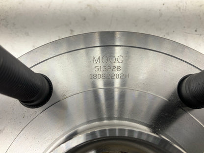 Moog 513228 Front Wheel Bearing And Hub 2005-2010 Dakota, 2006-2009 Raider