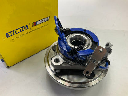 Moog 513233 Front Right Passenger Side Wheel Bearing & Hub Assembly