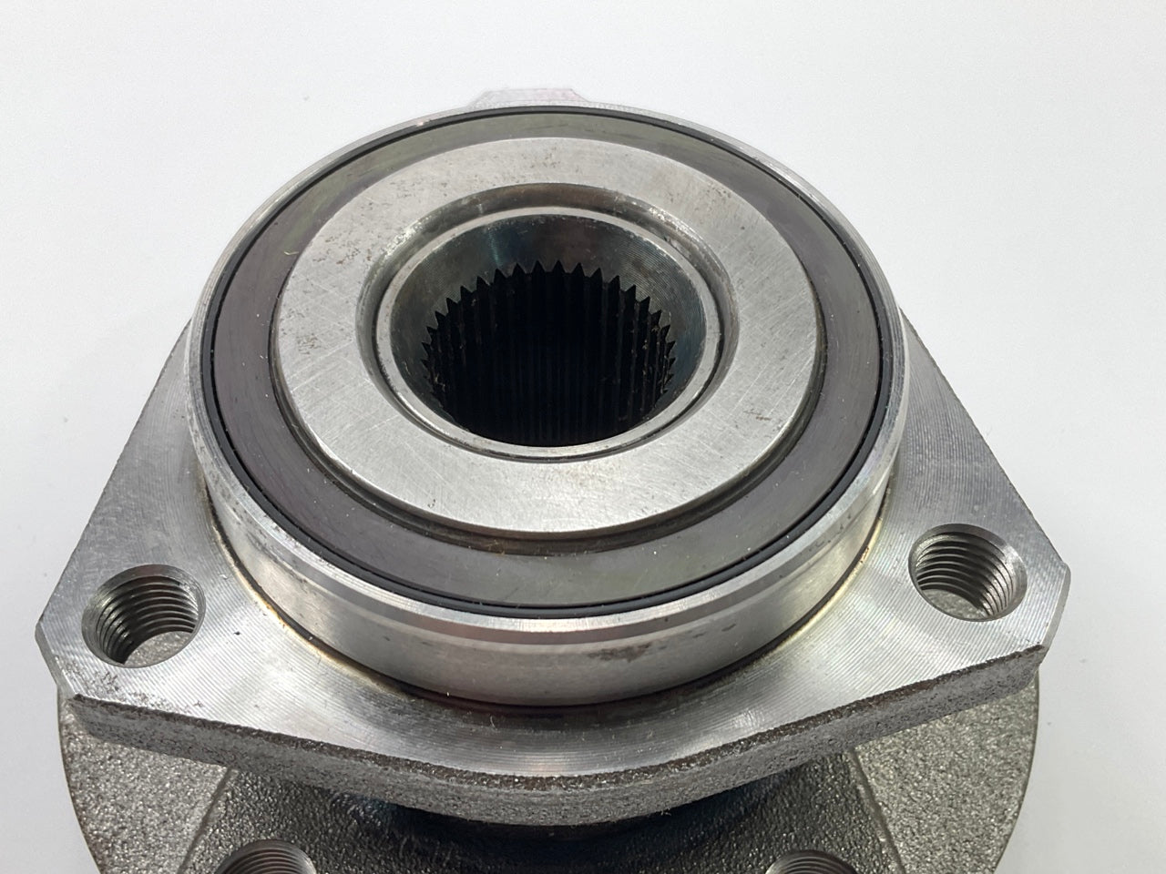 Moog 513262 Wheel Bearing And Hub Assembly - Front