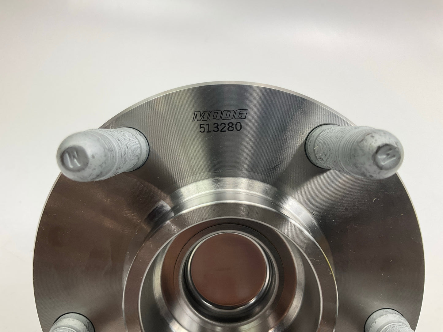 Moog 513280 Front Wheel Bearing And Hub 11-13 Caprice, 08-09 G8