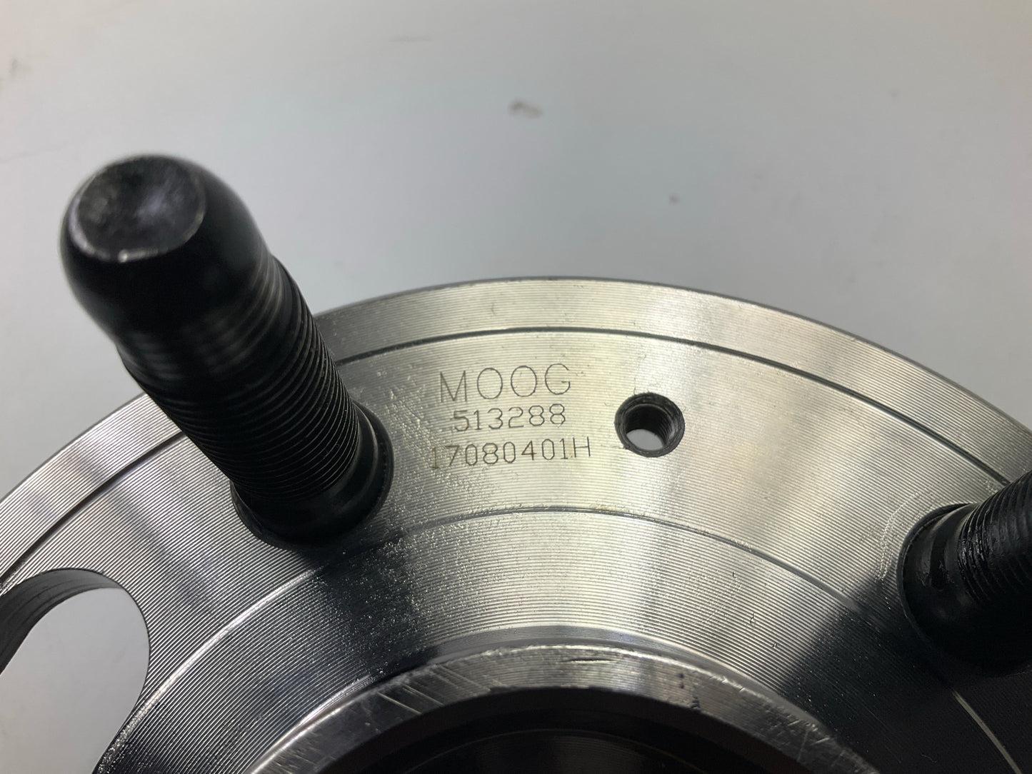 Moog 513288 Wheel Bearing And Hub Assembly