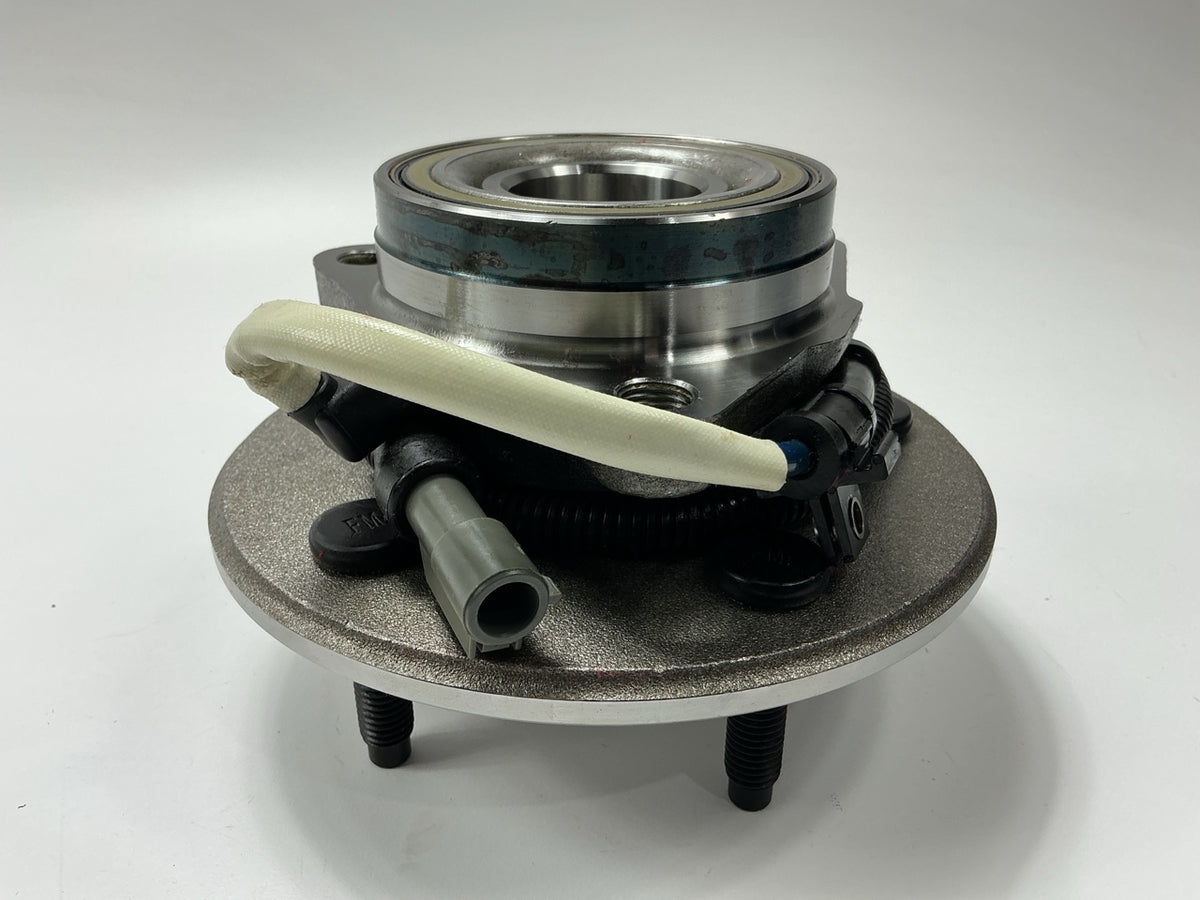Moog 515010 Front Wheel Bearing And Hub For 1997-2000 Ford F-150