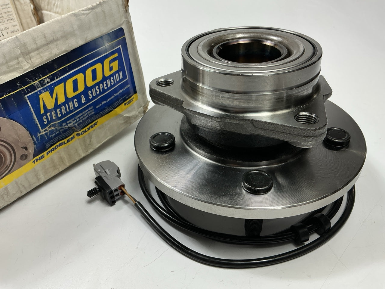 Moog 515039 Front Wheel Bearing And Hub Assembly