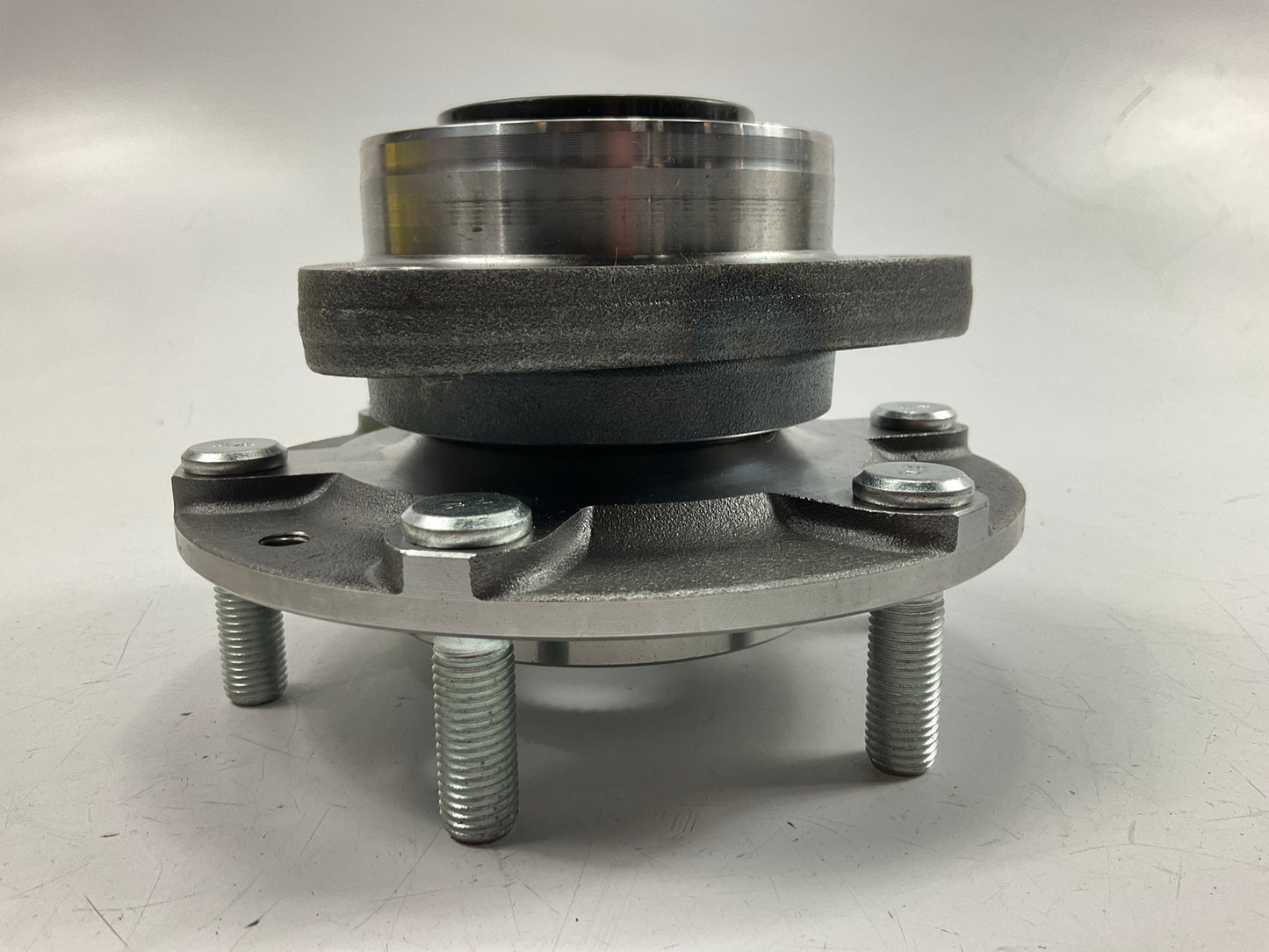 Moog 515090 Front Wheel Bearing And Hub 2007-2009 Entourage 2006-2005 Sedona