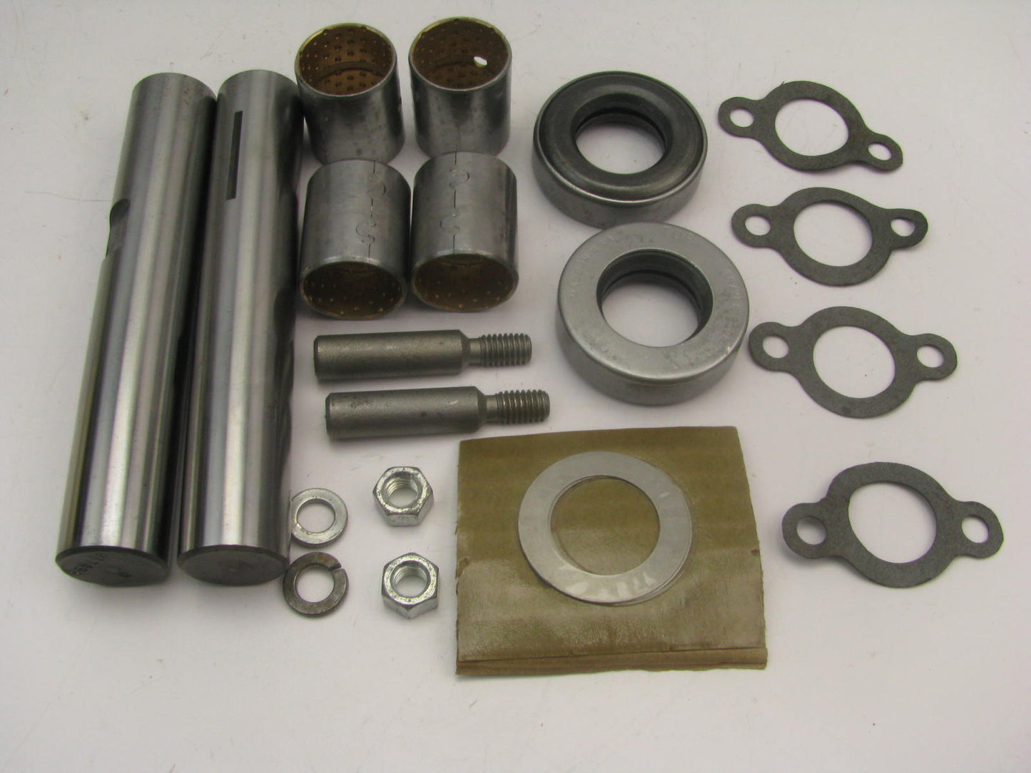 Moog 8441B Steering King Pin Set for 1969-1970 International 1000D
