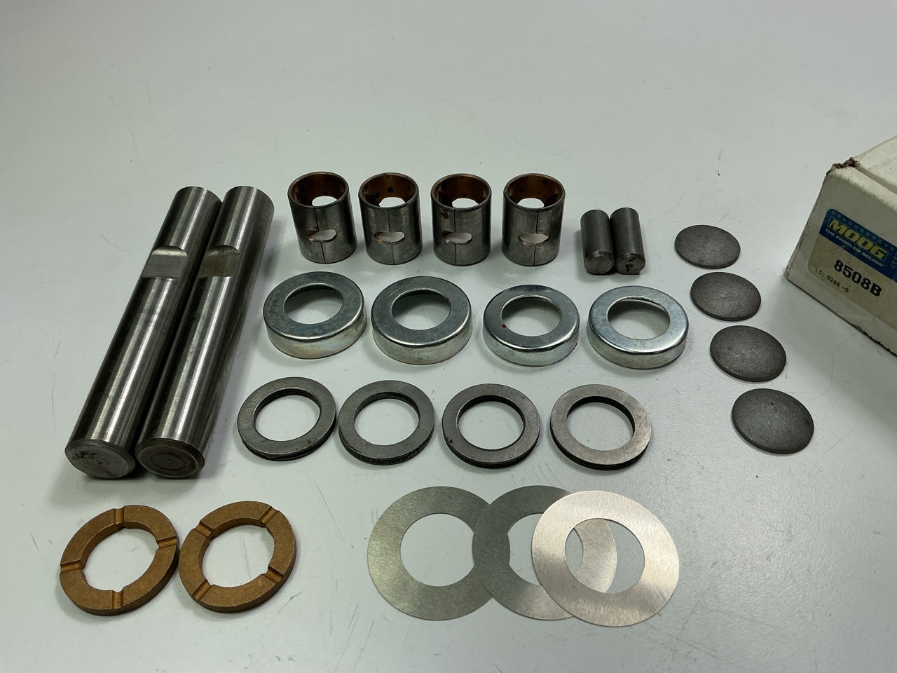 MISSING 1 WASHER - Moog 8508B Steering King Pin Bolt Set