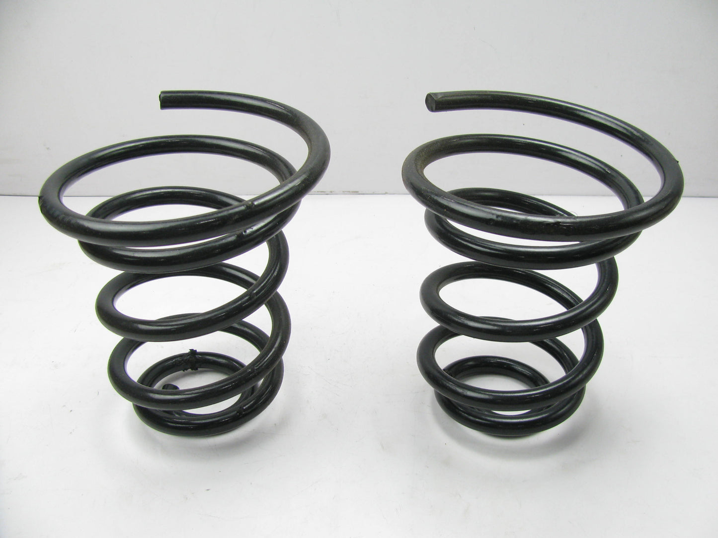 Moog CC643 Rear Coil Springs - Variable Rate Springs