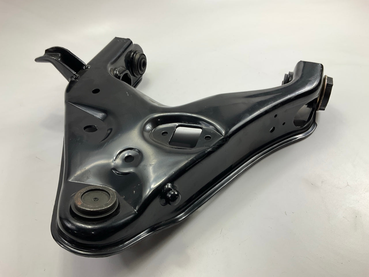 NO HARDWARE Moog CK620319 Front Left Lower Suspension Control Arm & Ball Joint