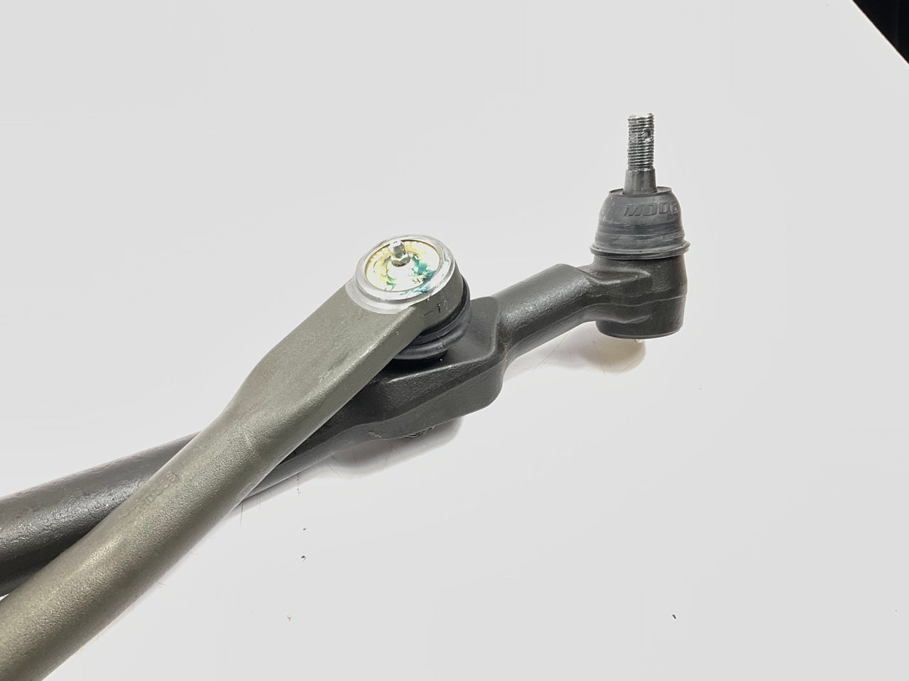 Moog DS800981A Steering Linkage Kit: Drag Link, Tie Rod Ends, Adjusting Sleeves