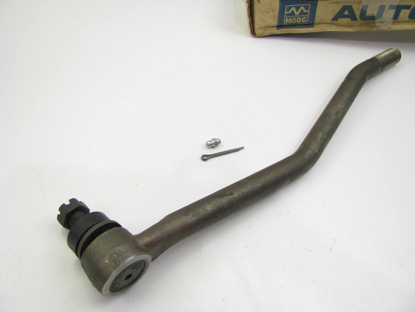 Moog DS918 Left Inner Tie Rod End - 18.25'' Long - RWD MODELS (2WD)