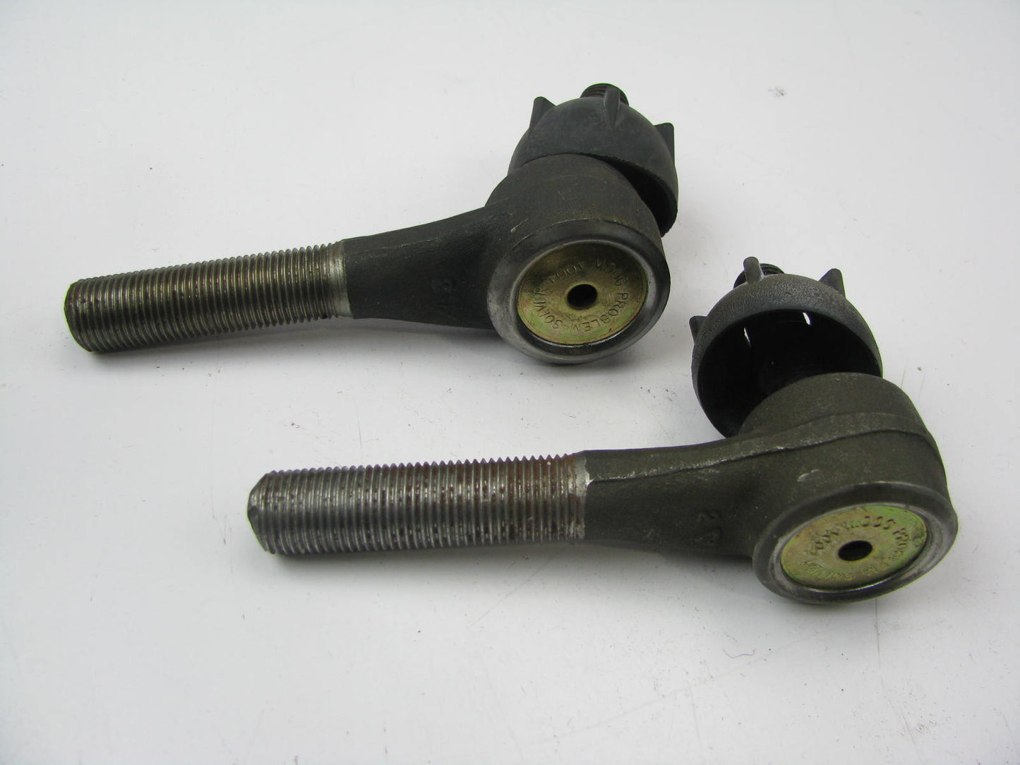 (2) Moog ES2057RL FRONT OUTER Steering Tie Rod End