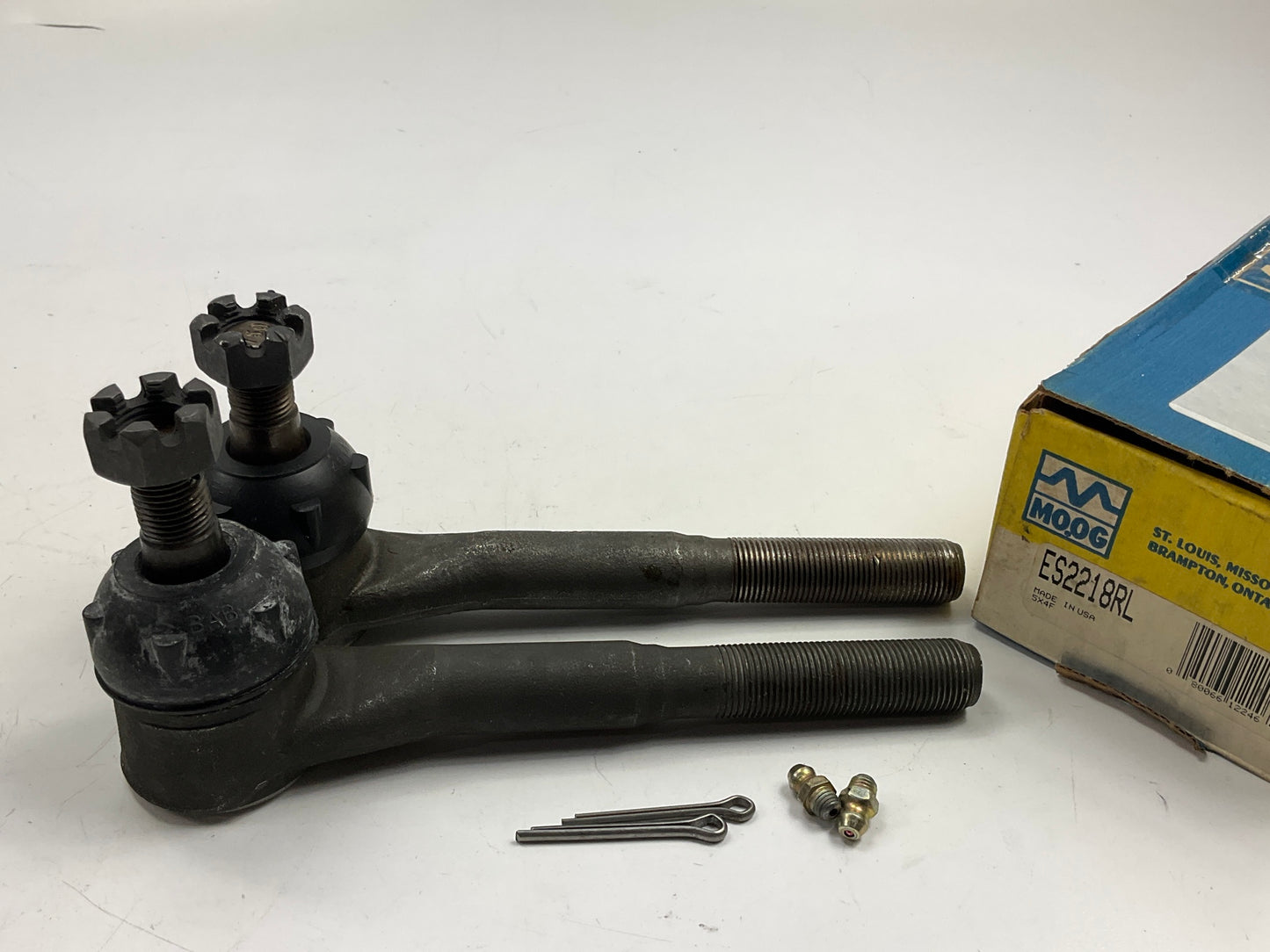 MOOG Outer Tie Rod Ends PAIR 1983-95 Chevy G10 G20 G30 GMC G1500 G2500 G3500 Van