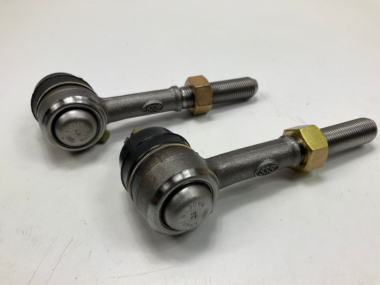 (2) Moog ES3002R Steering Tie Rod End - Front Outer