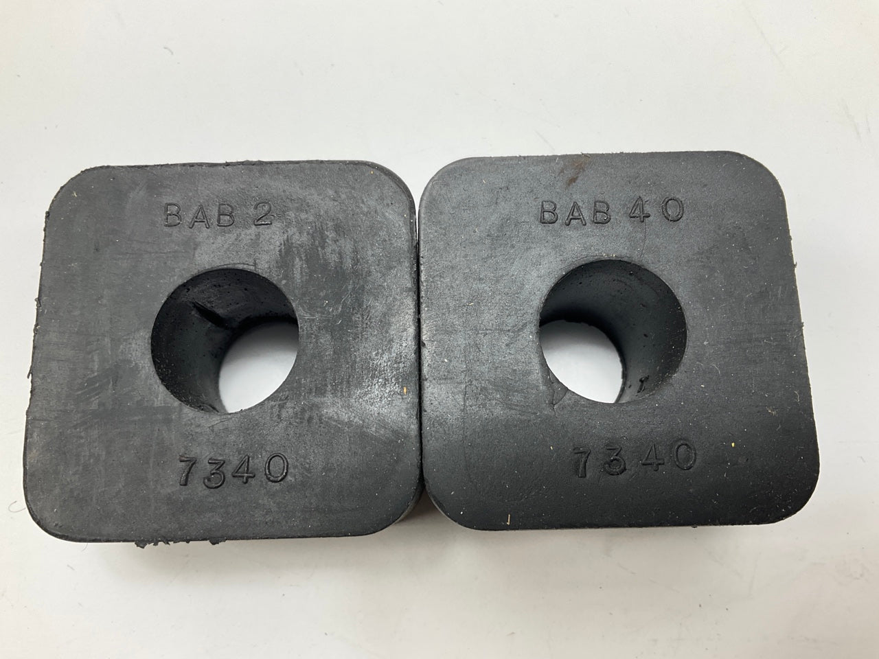 Moog K-7141 Suspension Stabilizer Sway Bar Bushing Kit, Front