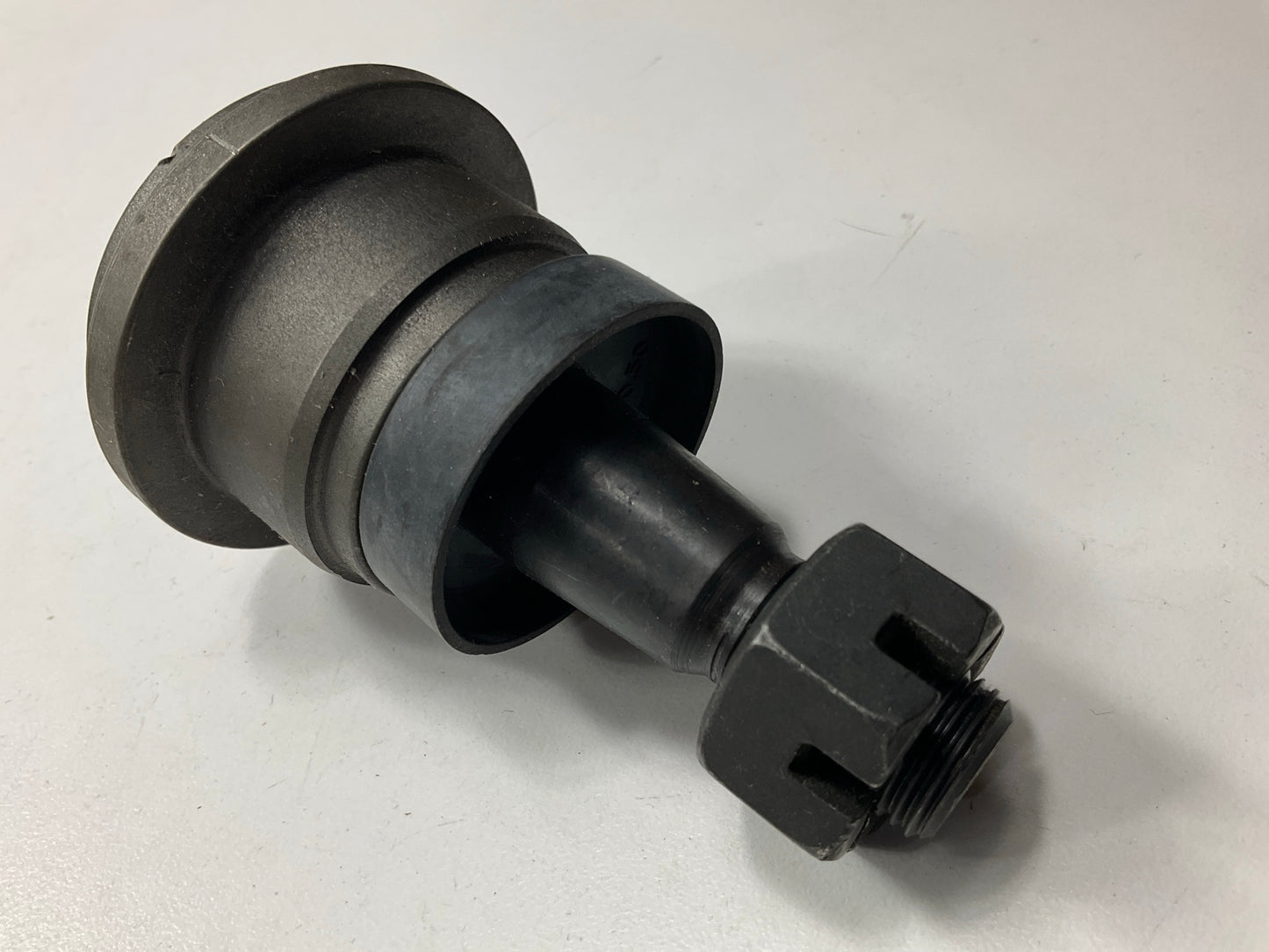 Moog K100054 Front Upper Ball Joint For 2000-2002 Dodge Ram 2500 3500 4WD