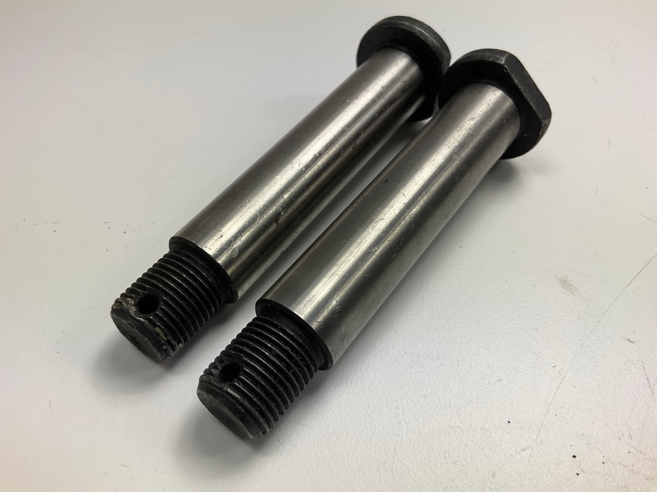 Moog K150306 Leaf Spring Shackle Bolts 1953-1956 Ford C600, P500,  21W-5465
