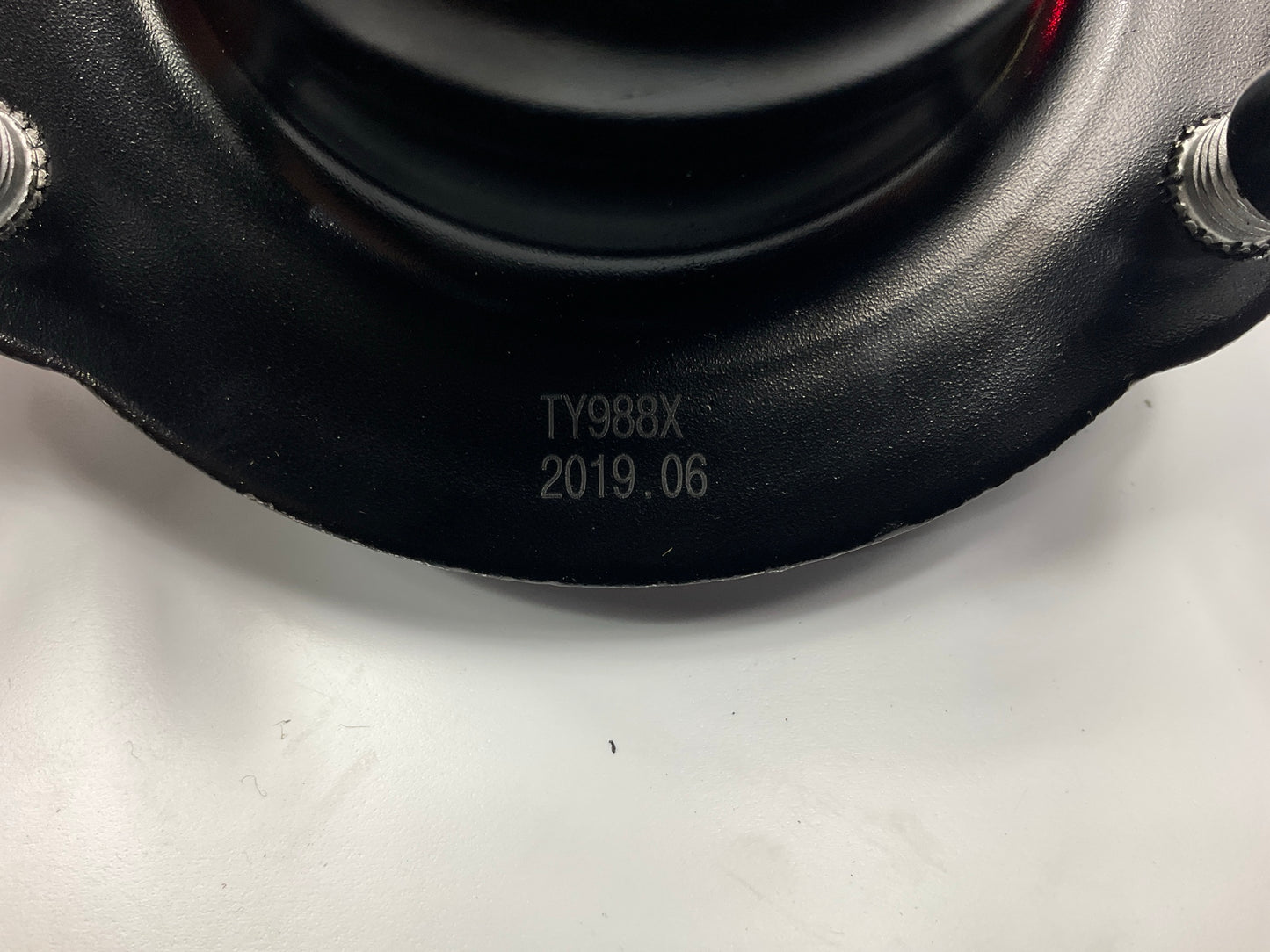 Moog K160266 Front Suspension Shock Absorber Mount