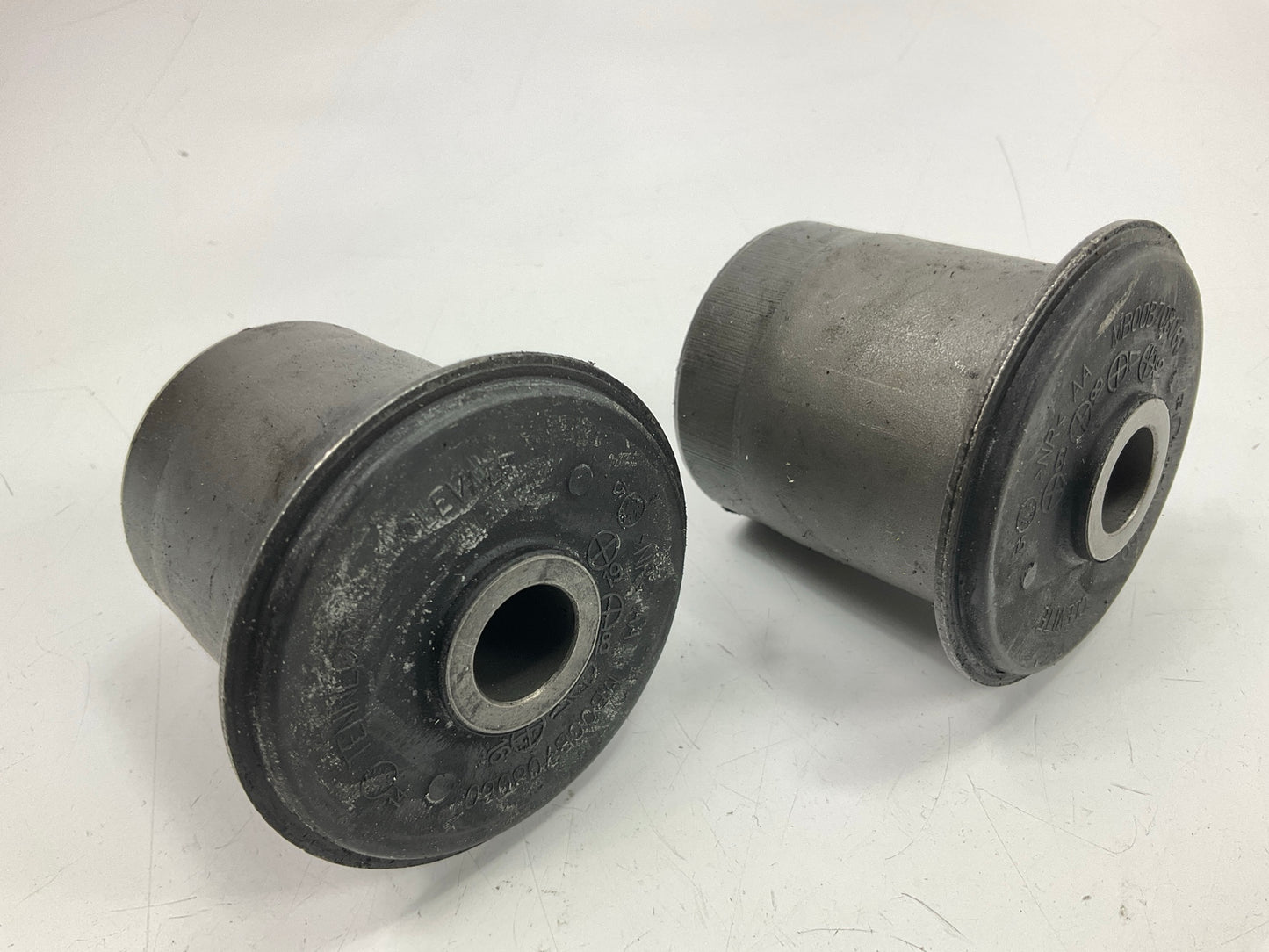 Moog K200193 Suspension Control Arm Bushing Kit, Front Upper