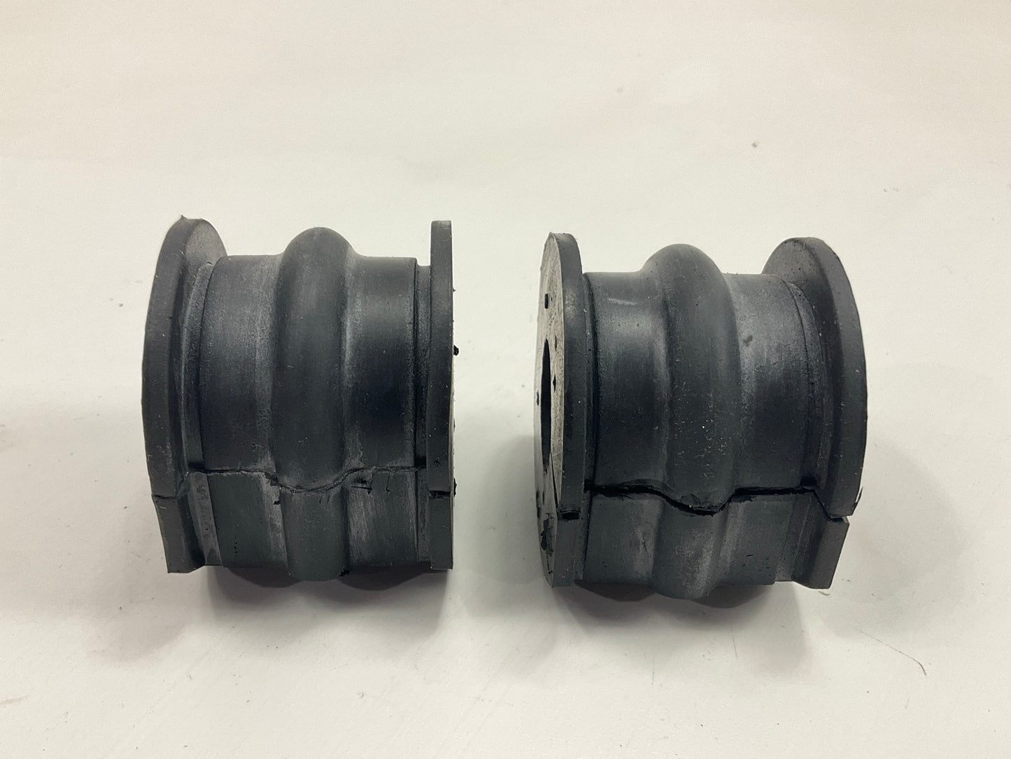 Moog K200207 Rear Suspension Stabilizer Sway Bar Bushing Kit 03-07 Murano