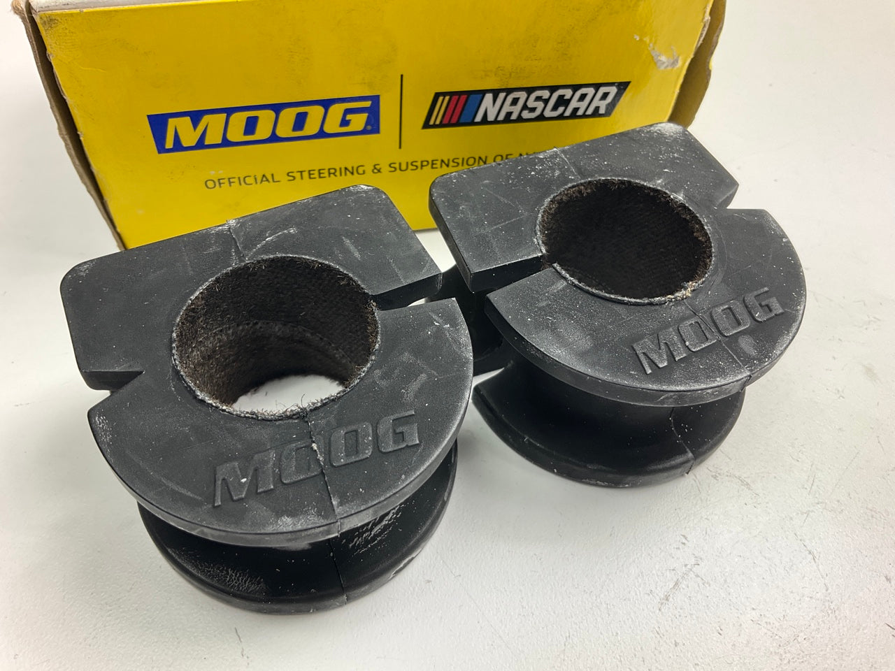 Moog K201176 FRONT Suspension Stabilizer Bar Sway Bushing Kit - RWD