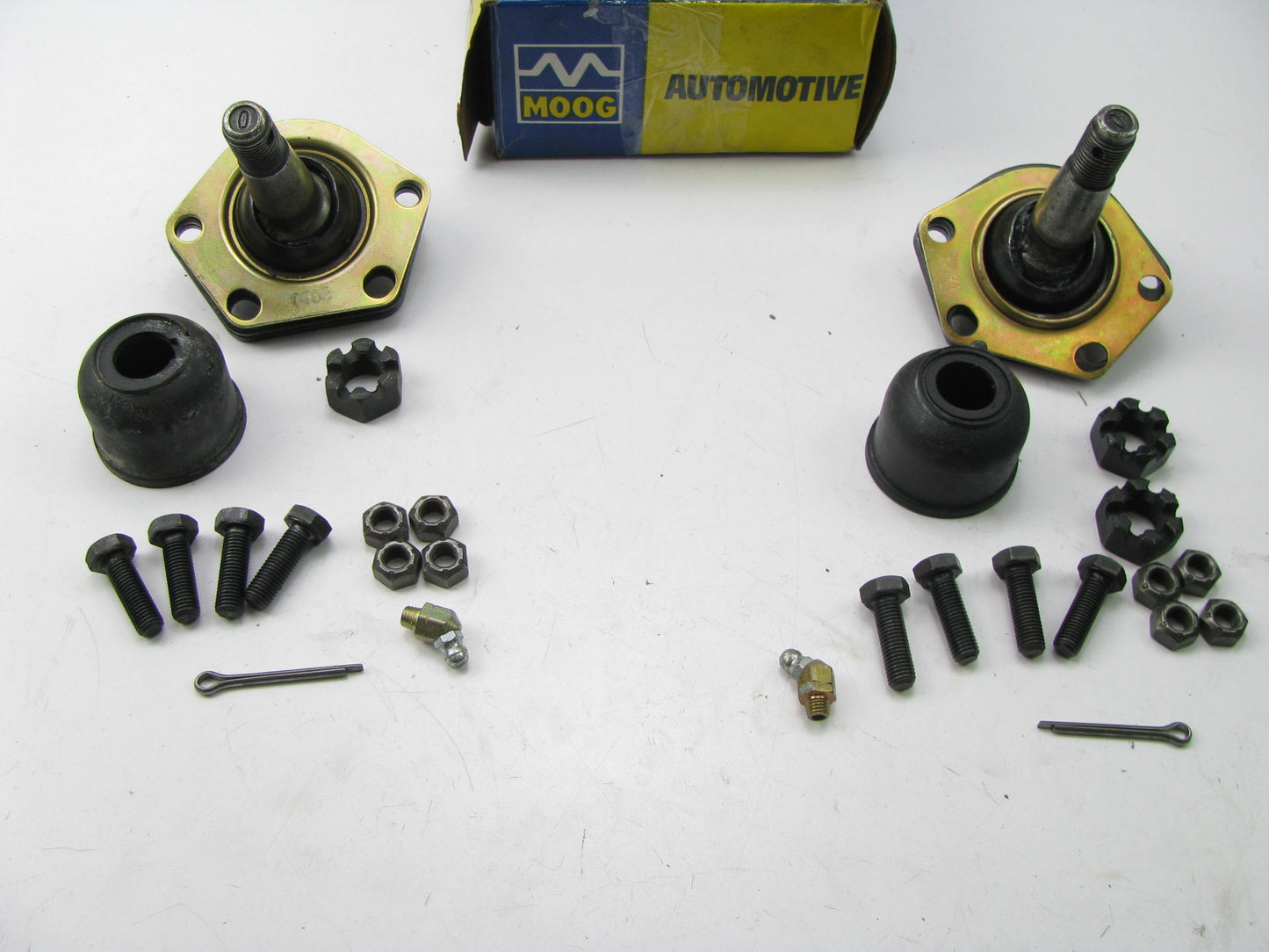 (2) Moog K5269 Suspension Ball Joint - Front Lower