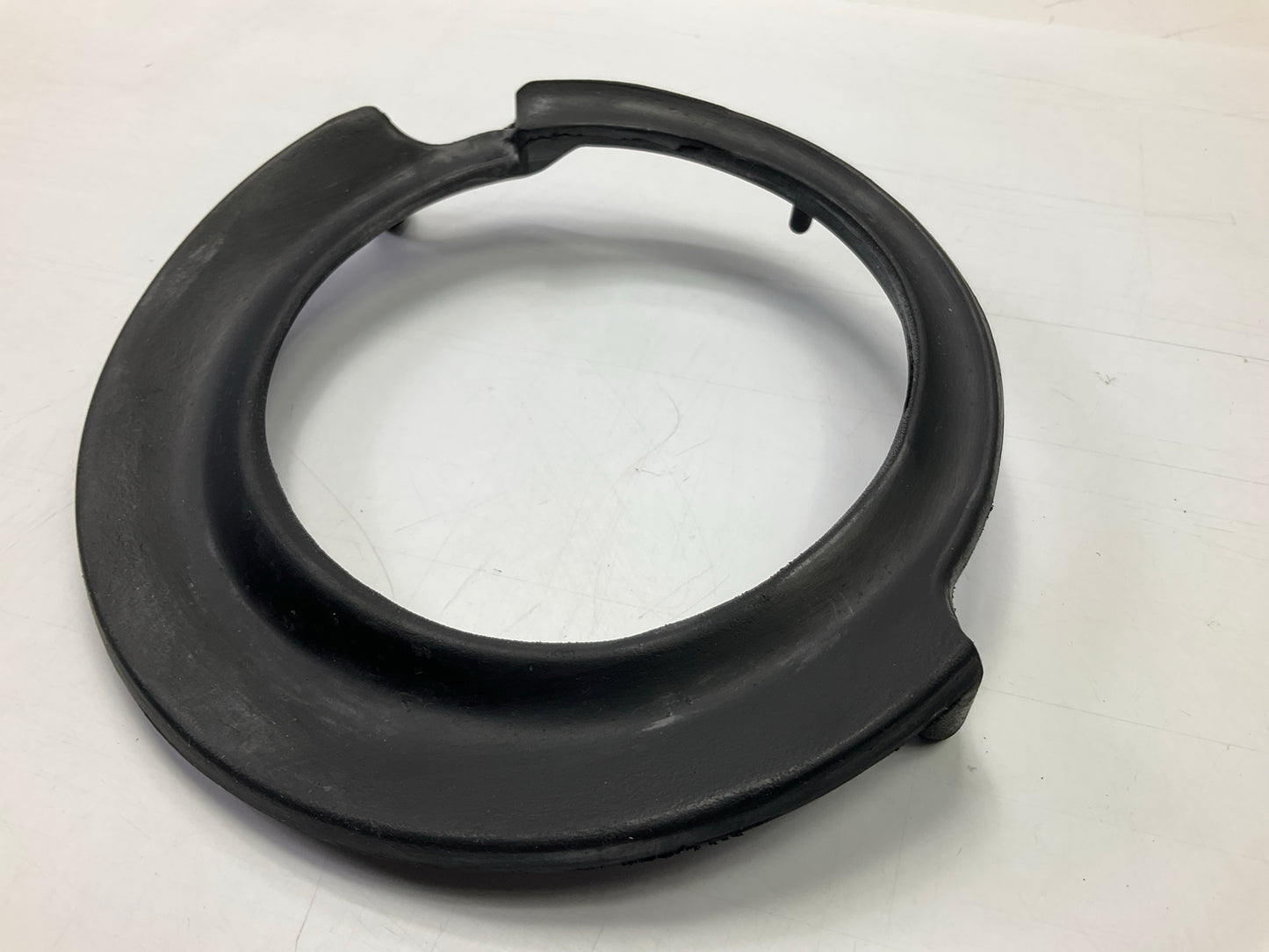 Moog K5350 Rear Suspension Coil Spring Seat