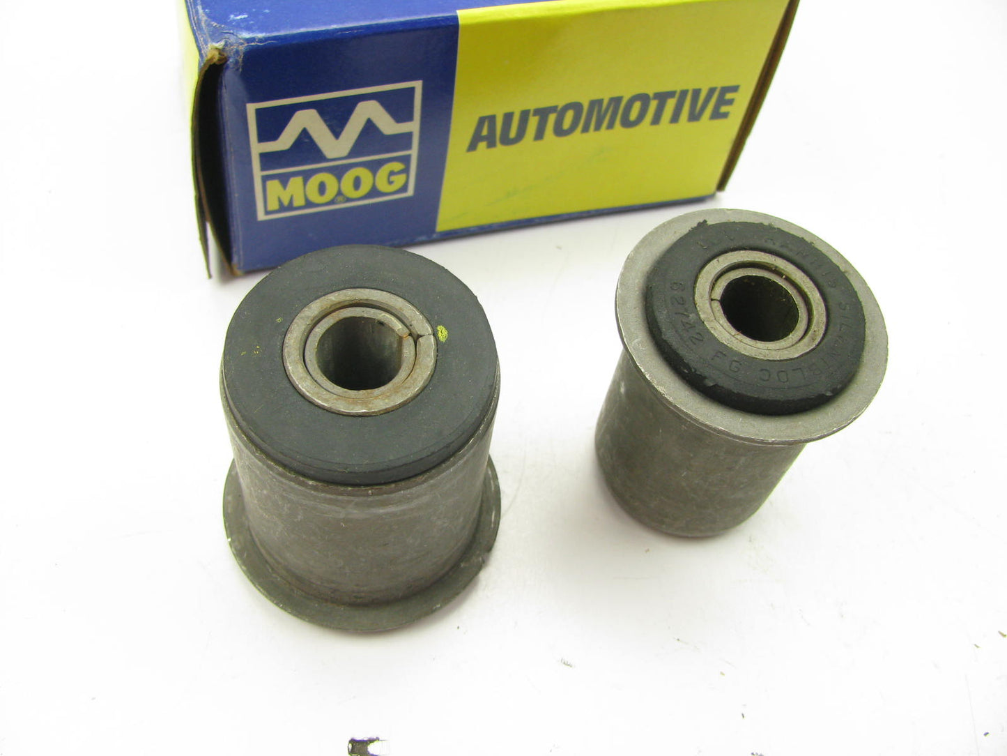 Moog K6109 Suspension Control Arm Bushing Kit - Front Lower