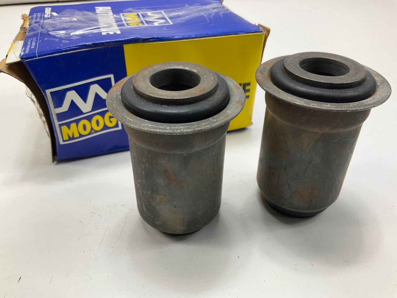 (2) Moog K6134 FRONT LOWER Control Arm Bushing