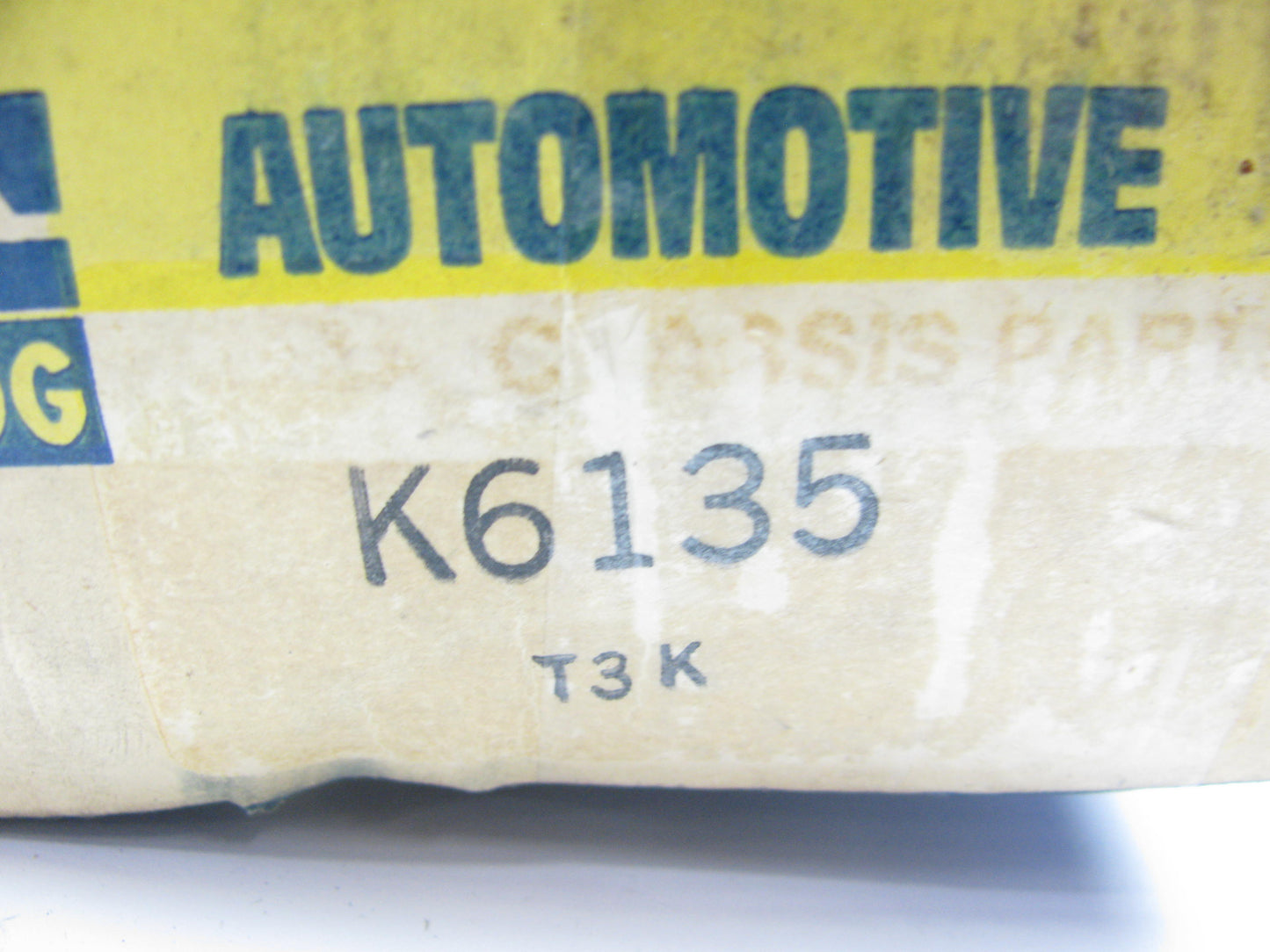 Moog K6135 FRONT UPPER Suspension Control Arm Shaft Kit