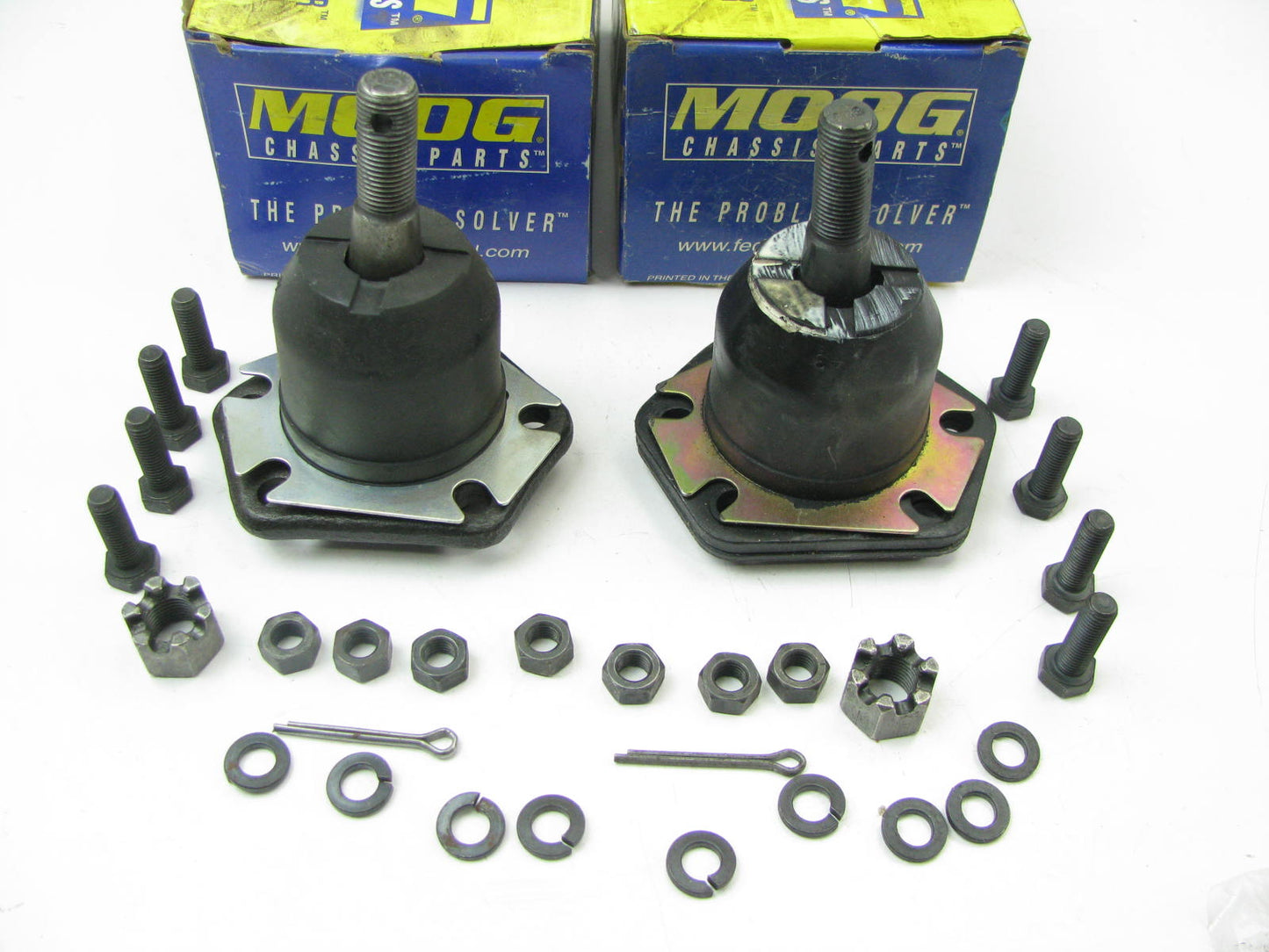 (2) Moog K6136 FRONT UPPER Suspension Ball Joints