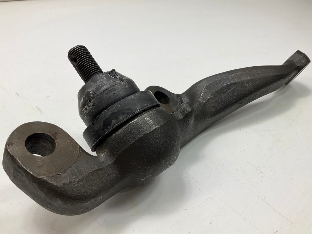 Moog K7003 Lower Ball Joint - Right Passengers Side - (WITHOUT DISC BRAKES ONLY)