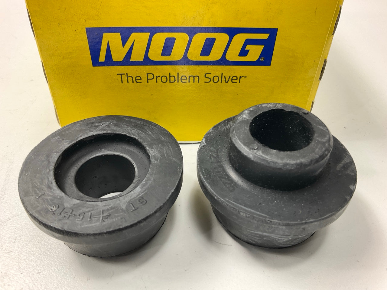 Moog K7016A Suspension Strut Rod Bushing Kit