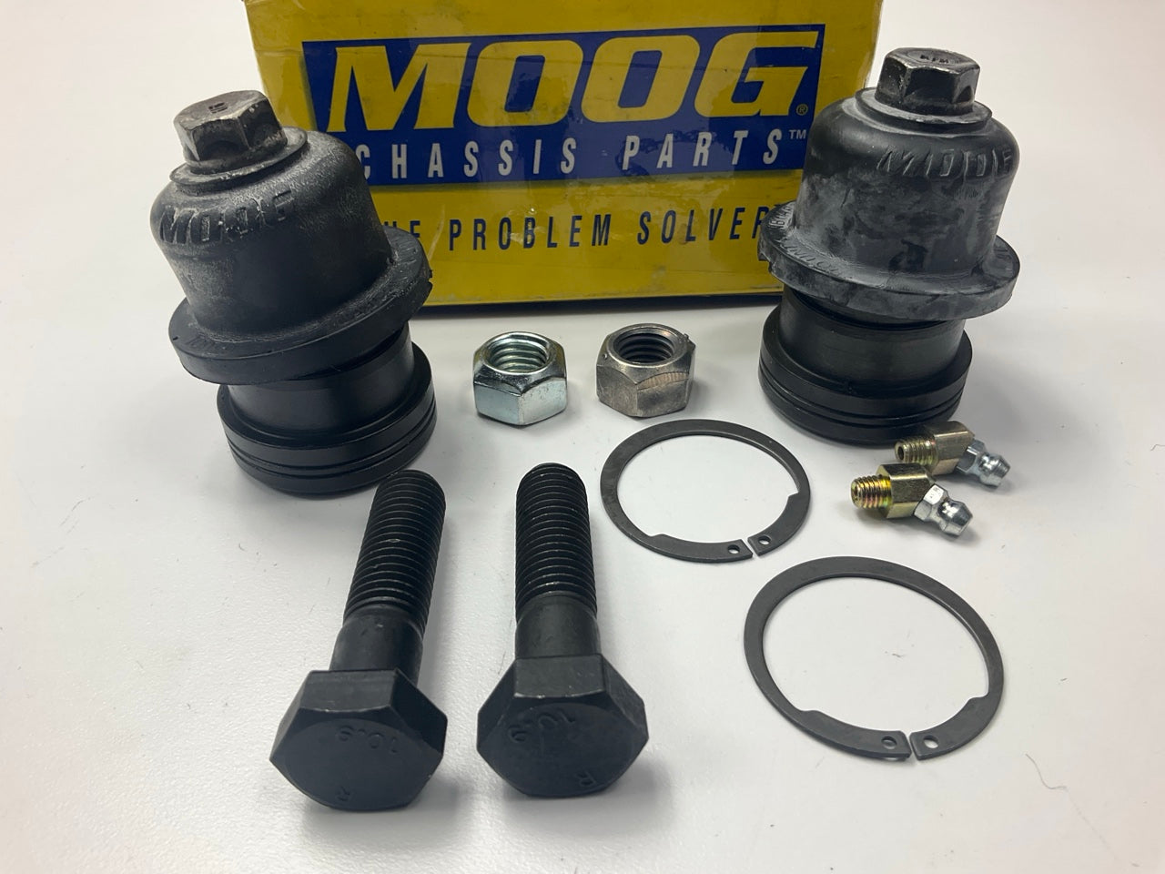 (2) Moog K7257 FRONT LOWER Suspension Ball Joints